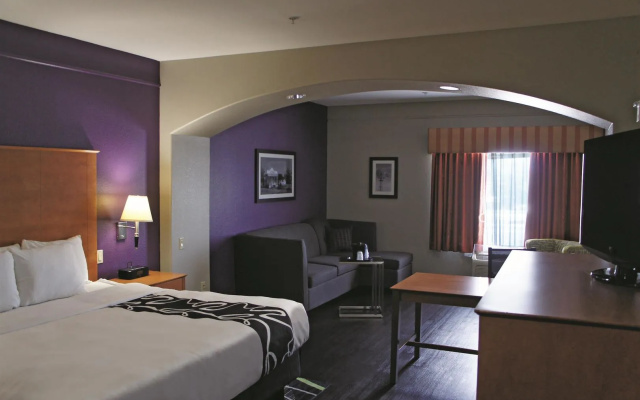 Palacio Royale Inn Signature Katy