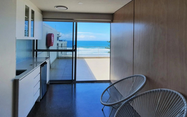 Surfers Chalet
