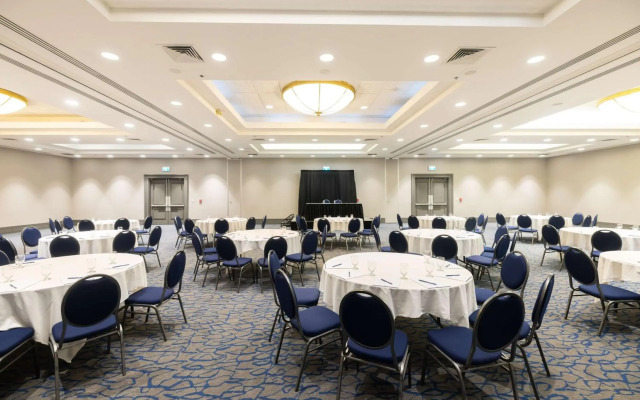 DoubleTree by Hilton Calgary North