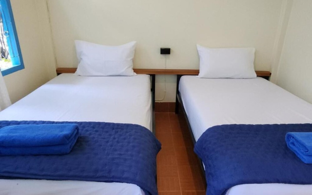 Baan Hinlad Home and Hostel