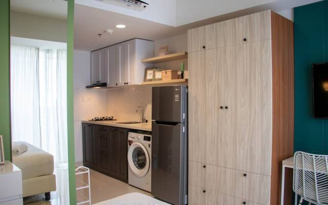 Well Appointed And Homey Studio At West Vista Apartment