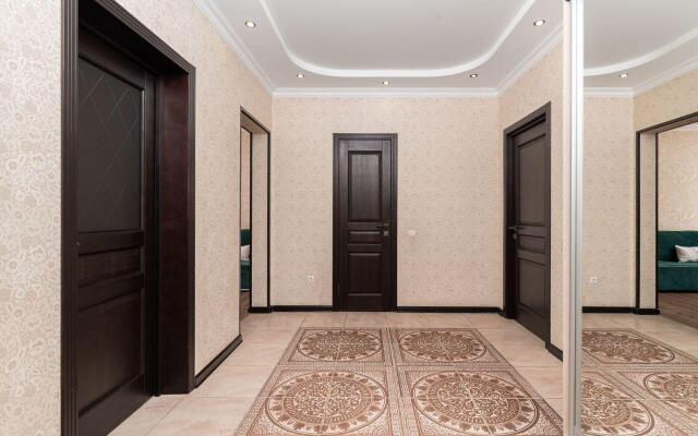 Family Apartments (Фэмили Апартментс) на улице Жлобы 139