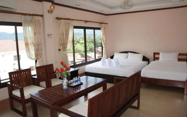 Savanh Vangvieng Hotel