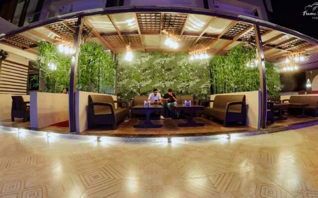 Bajaj's Karwan Inn