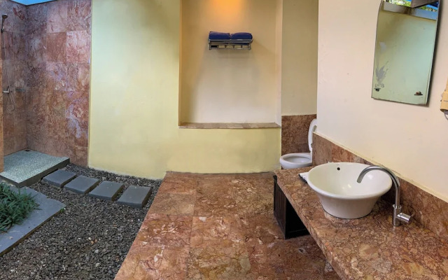 Beach Rock Resort Belitung