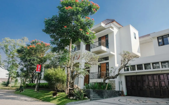 OYO 1110 Ijen Butik House