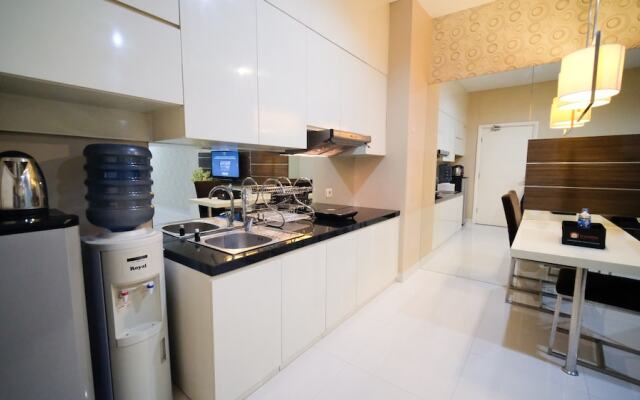 Best Location And Tidy 2Br Apartment At Trillium Residence