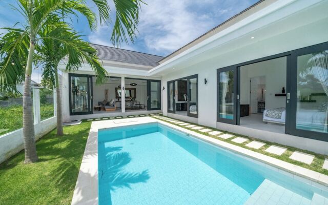 Villa Isyan - 3BR Villa in Canggu