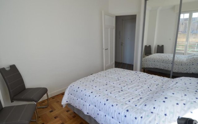 Appartement d'époque rénové 4 personnes quartier Libération / Nice