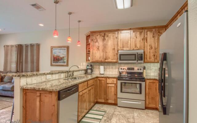 Riverview Terrace RG 203