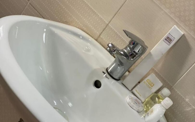 Bintoo Hotel Limited