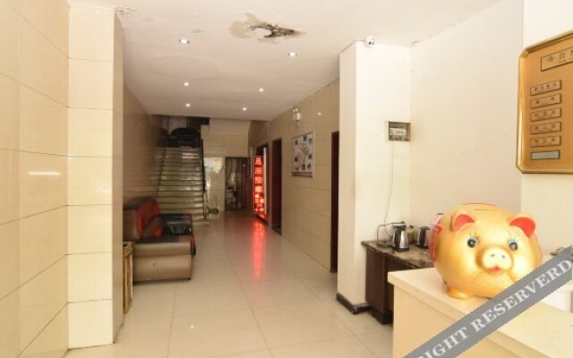 OYO Shiyan Xinqidian Business Hotel