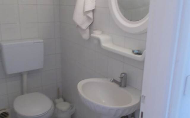Marou Hotel