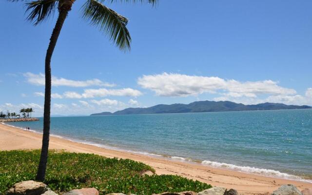 Palm Waters Holiday Villas