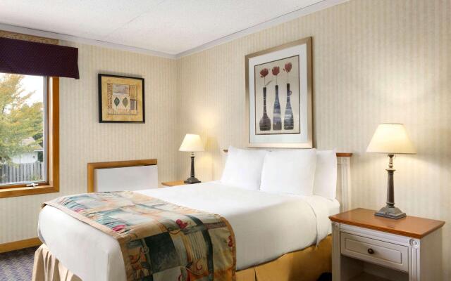Travelodge by Wyndham Owen Sound