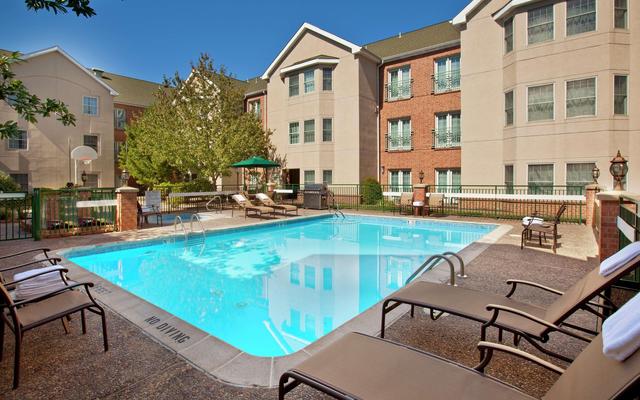 Homewood Suites by Hilton Kansas City-Airport