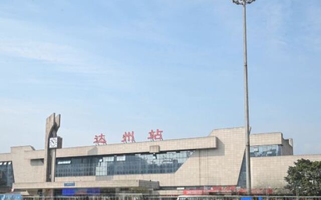 Dazhou Xionlong Hotel