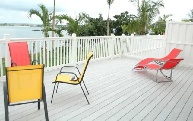 Bay Villa 12