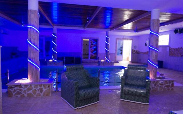 Re Sole Resort & Spa