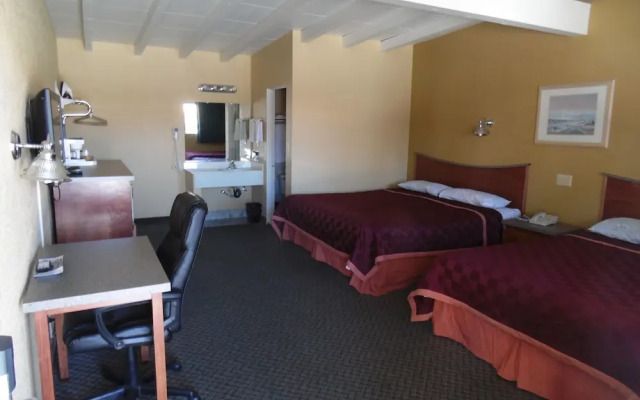 Trails Motel