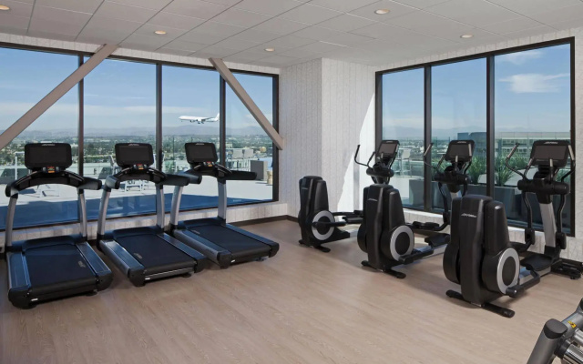 H  Los Angeles, Curio Collection by Hilton