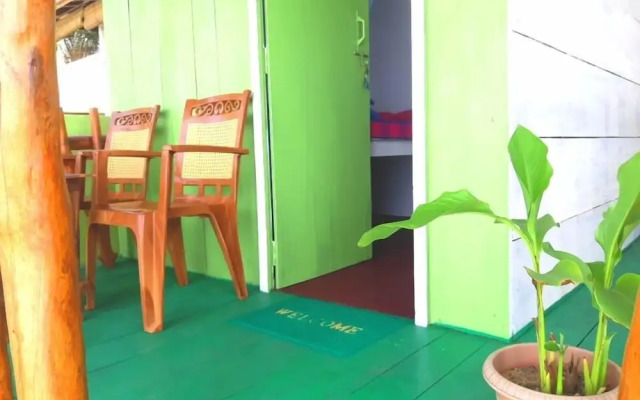 Luna Beach Home & Cabanas - Hostel