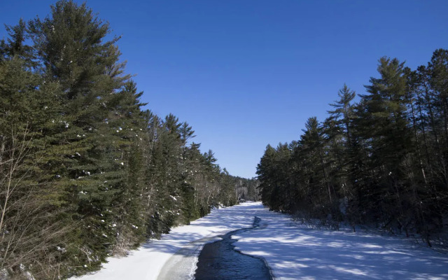 The Canadian Ecology Centre