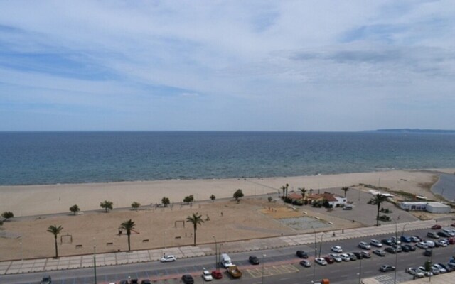 301-estudio en Primera Linea de Playa