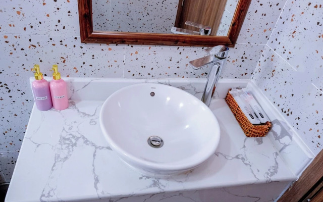 Rova Hotel - Positano Horse Phu Quoc