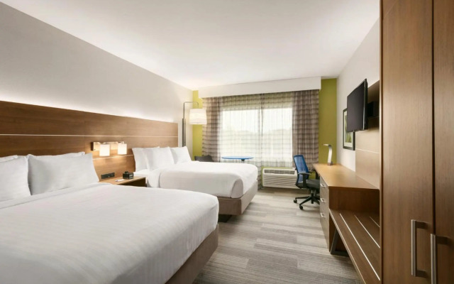 Holiday Inn Express & Suites Salisbury by IHG