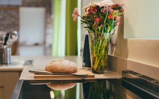 Deerclose West Farmhouse