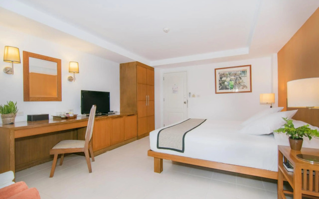 Veranda Lodge Hotel