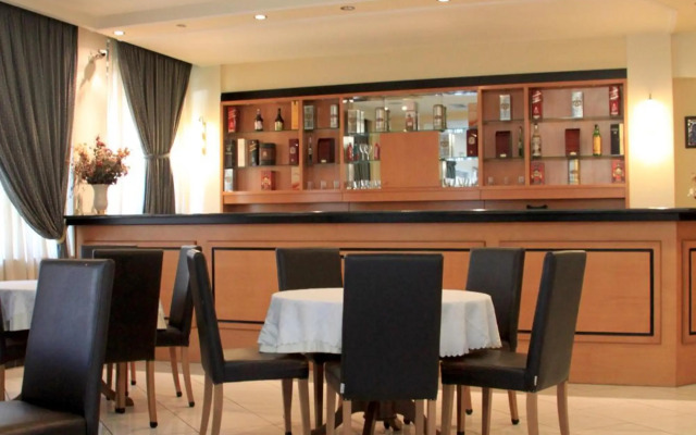 Hotel Platon