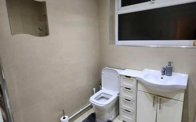 Remarkable 3-bed House in Tilbury