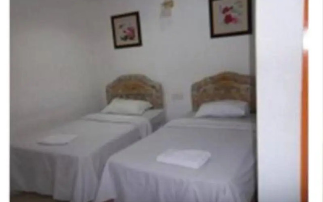 OYO 90494 Sam Huat Hotel