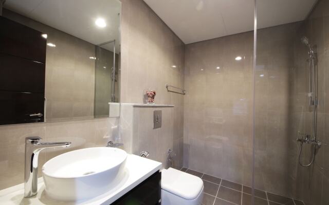 Studio Apartment in Merano Business Bay