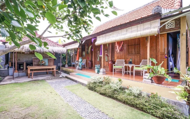 Villa Taman Pesona