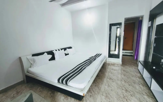 Goroomgo Hotel SONI Madhya Pradesh