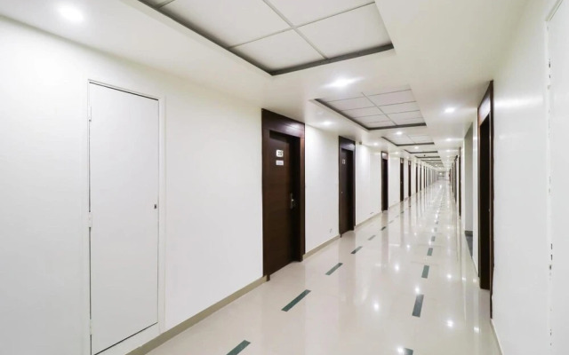 Hotel Grand 81