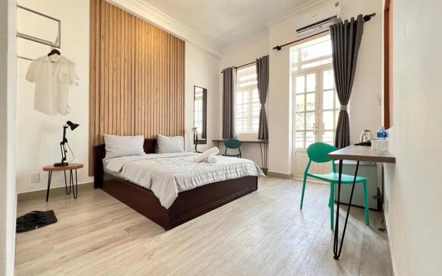 Olala Homestay with Balcony in Saigon center