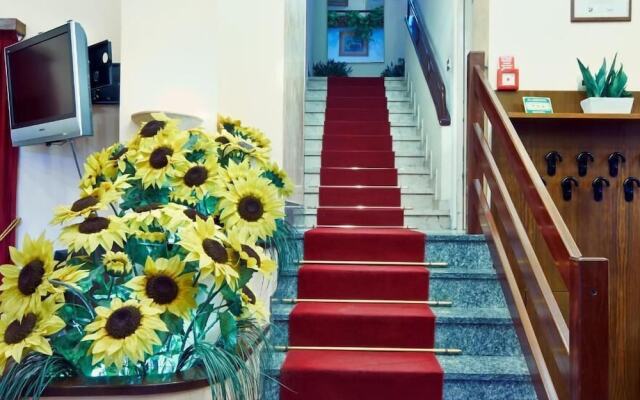 Pavone Hotel 