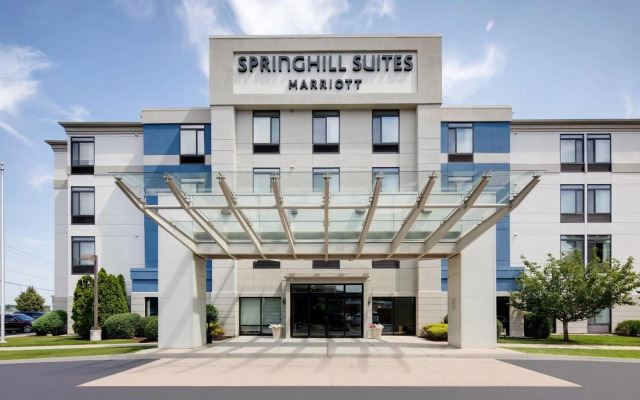 Springhill Suites Marriott Airport