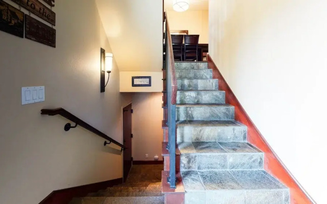 Juniper Crest 1 4 Bedroom Townhouse by RedAwning
