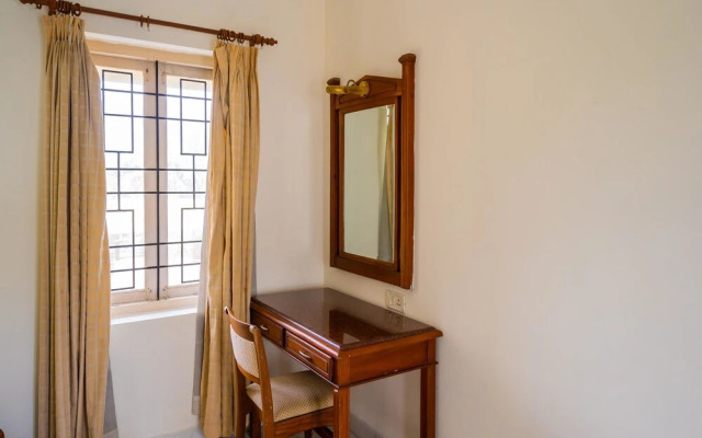 OYO 15459 Home Exotic 2BHK Vyttila