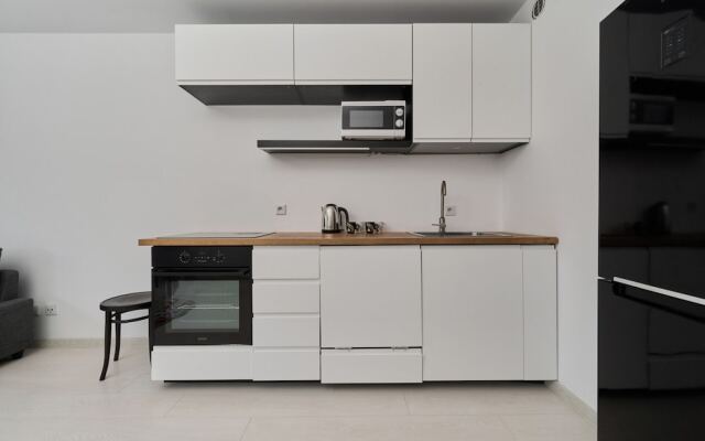 Apartment Dmowskiego by Renters
