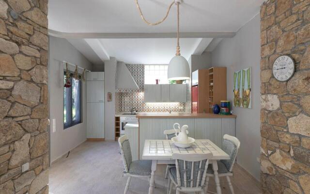 #FLH - Coral Apartment Near Fava Beach