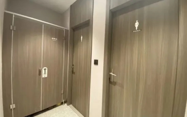 Free comfort（Beijing Niujie Subway Station Xuanwu Hospital）