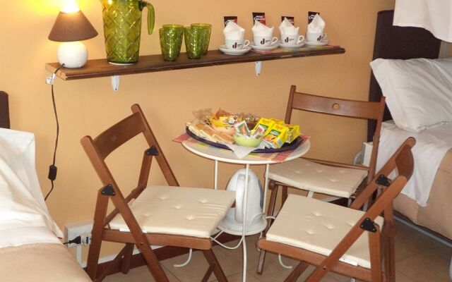 Tomas Bed  Breakfast