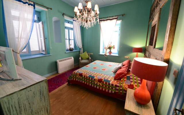 Marge Hotel