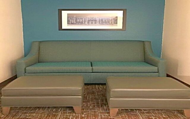 Comfort Inn & Suites O'Fallon - St. Louis Area